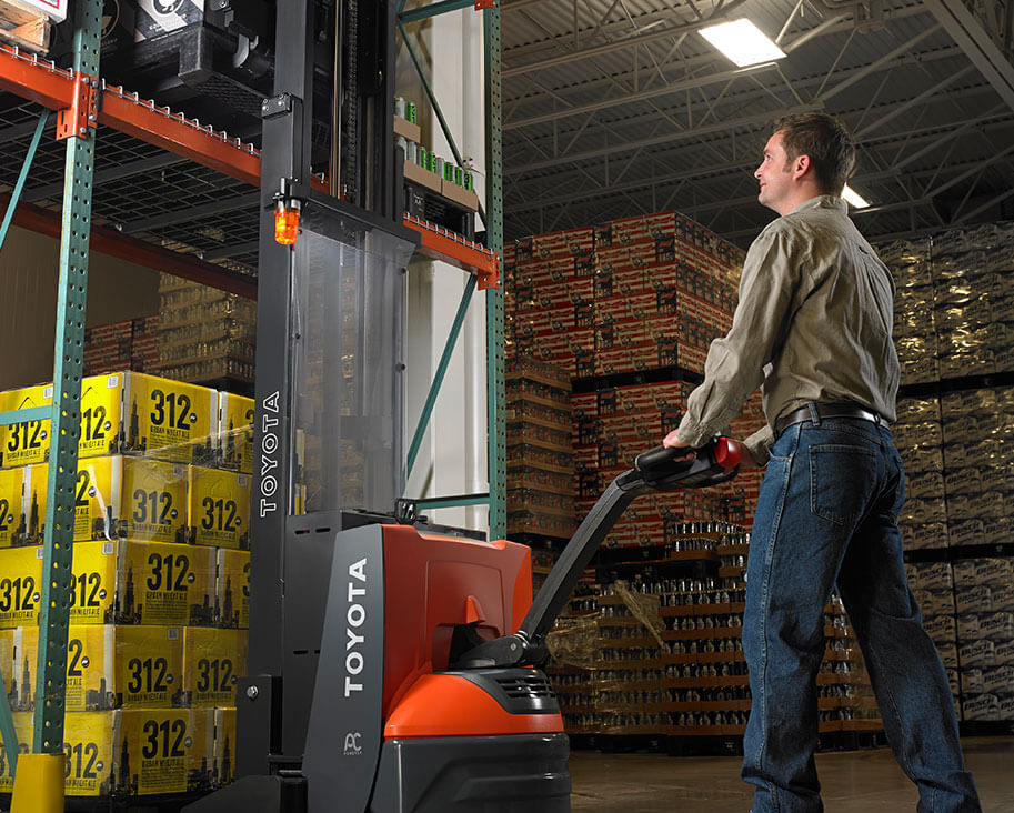 semi-industrial-stacker-image-J3
