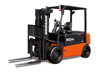 Doosan PRO-5 Series Cushion Electric Four Wheel