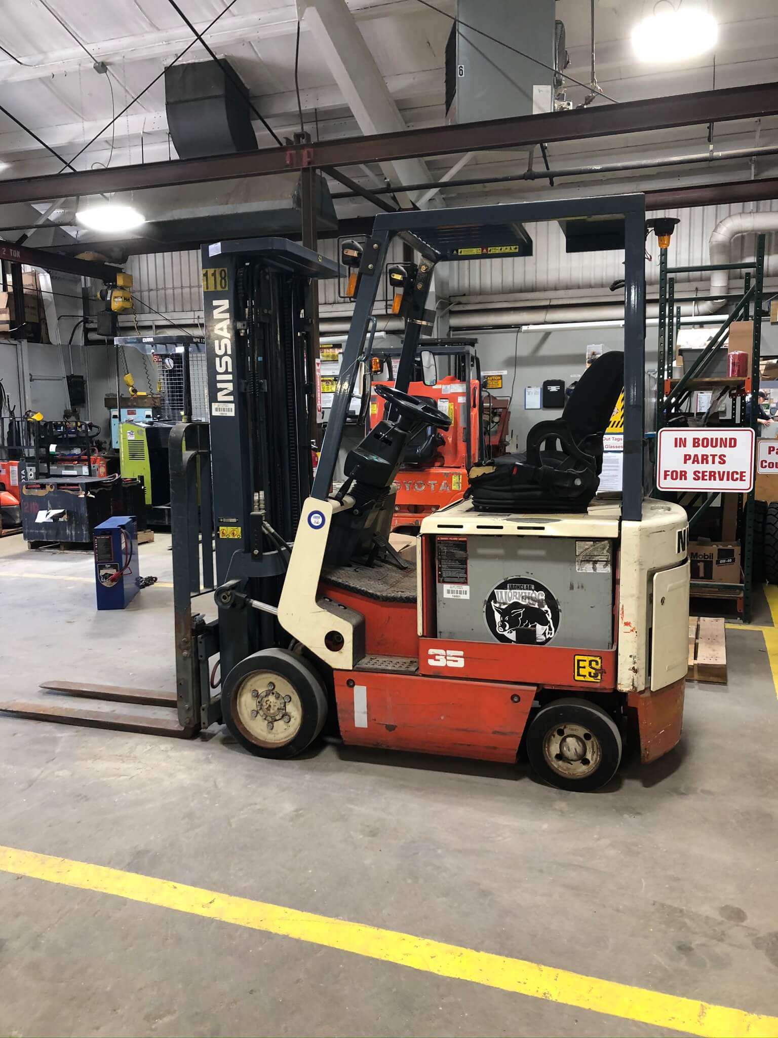 Nissan Forklift Csp01l18s For Sale In Nh Ma Me Wd Matthews
