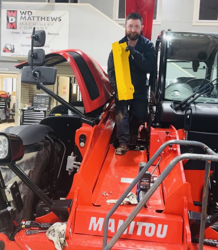 Manitou telehandler maintenance in Maine
